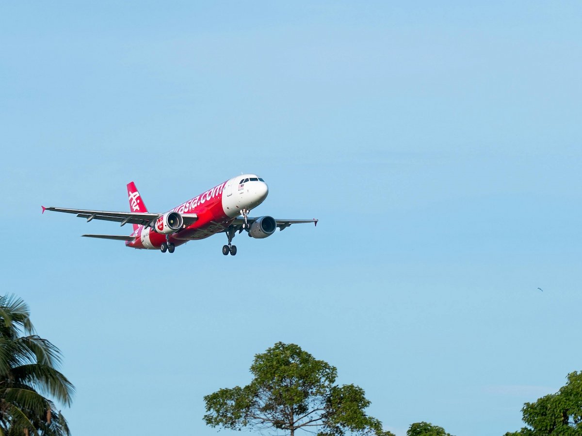 Sakhu-airplane-phuket